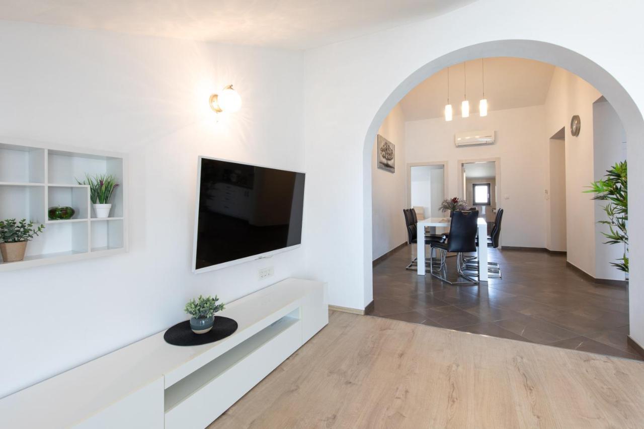 Apartments Otia Seaview Porat  Exterior photo